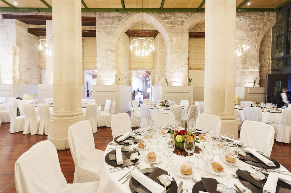 Hotel Palacio De Blasones